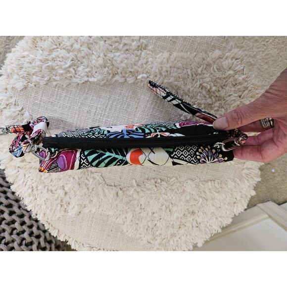 Vera Bradley RFID 3-in-1 Kauai Floral Cross-body Tri-Fold Wallet NWOT - Picture 3 of 8